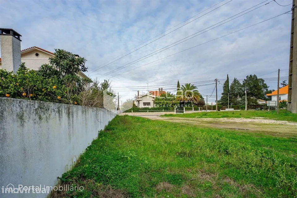 Lote de Terreno Venda em Santarém (Marvila), Santa Iria da Ribeira de