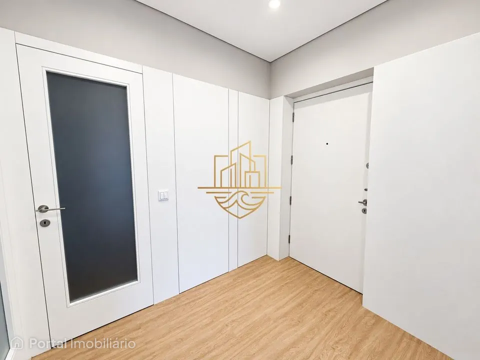 2-bedroom apartment for sale in Aldoar, Foz do Douro e Nevogilde