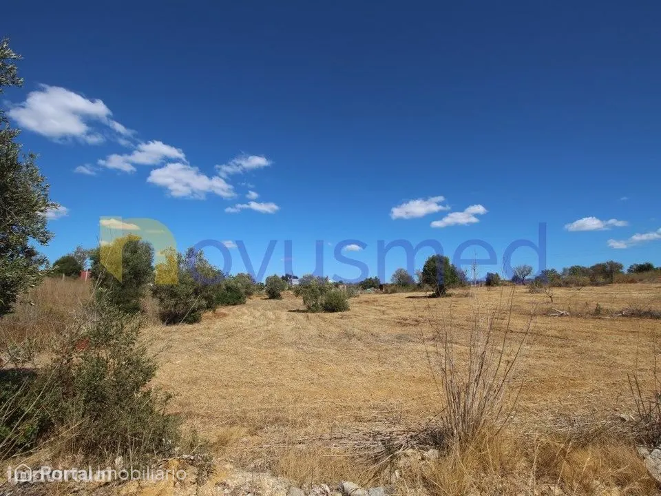 Terreno Rústico com 9.230 m² em Alpouvar, Albufeira