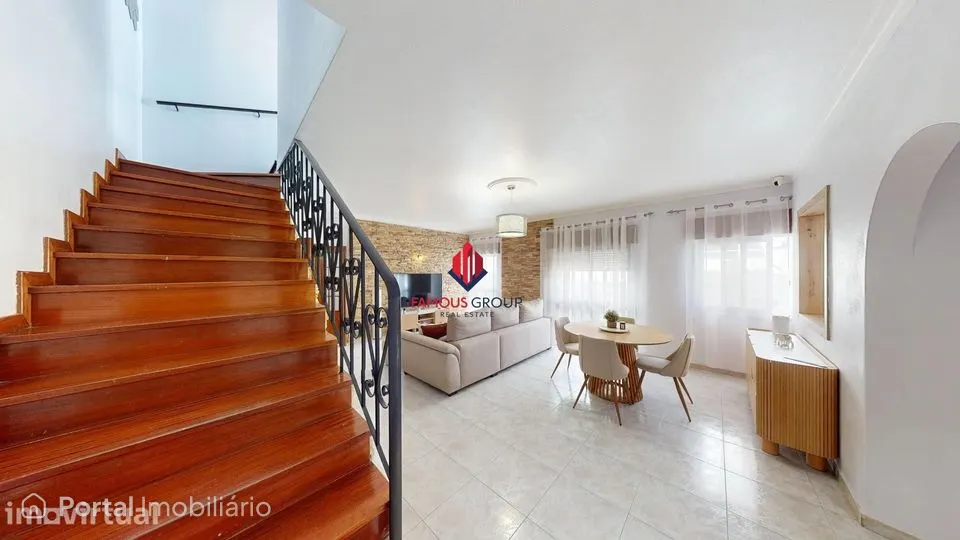 Apartamento T3 Duplex no Centro de Portimão – Varanda, Terraço...