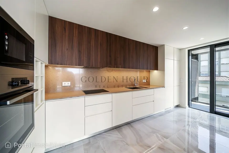 Apartamento T3 Venda em Mafamude e Vilar do Paraíso,Vila Nova de Gaia