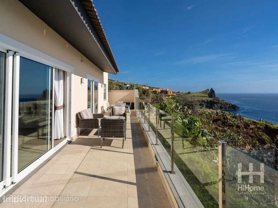 Moradia T3 térrea com piscina e vista mar - Praia dos Reis Magos