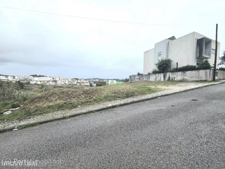 Land for sale in Tavarede