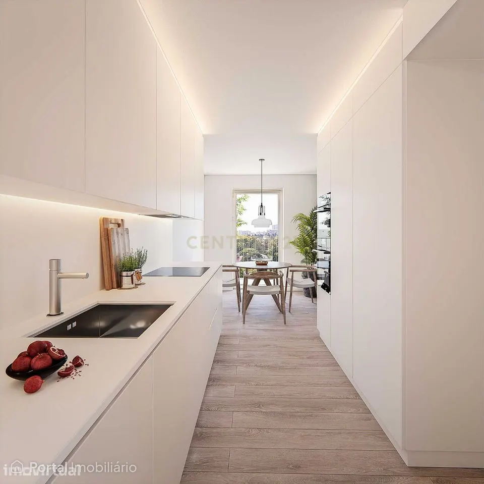 Apartamento T3 com varandas, Olivais - Lisboa