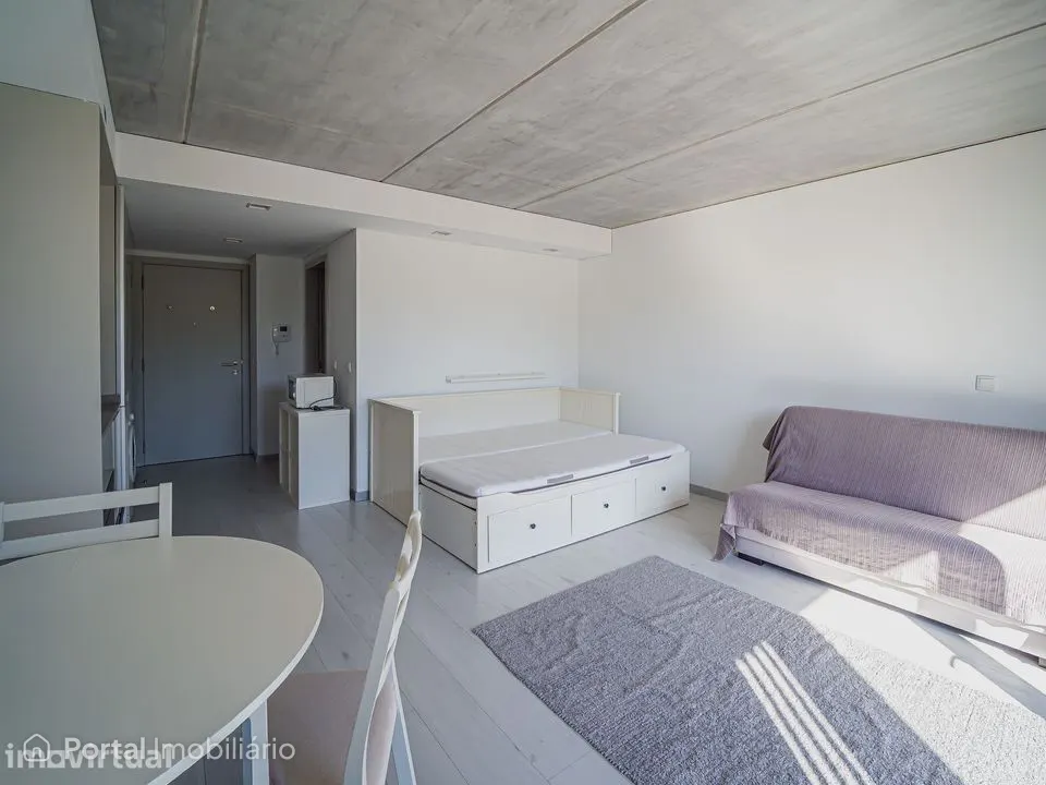 Apartamento T0 mobilado com lugar de garagem, Forca, Aveiro