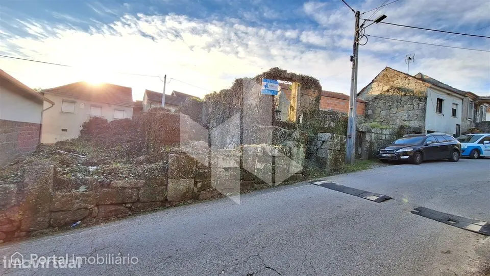 Moradia Devoluta T0 Venda em Mouraz e Vila Nova da Rainha,Tondela