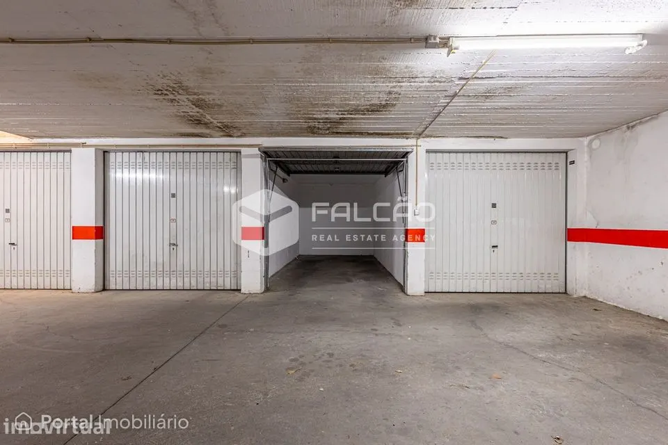 Garagem Venda em Santarém (Marvila), Santa Iria da Ribeira de Santaré