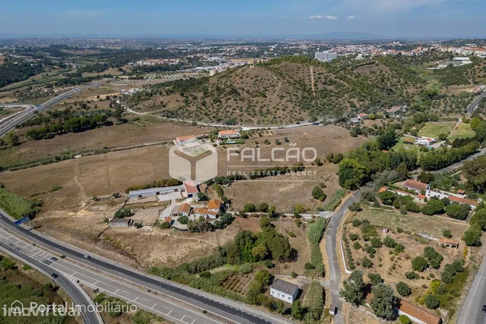 Moradia T3 Venda em Santarém (Marvila), Santa Iria da Ribeira de Santa