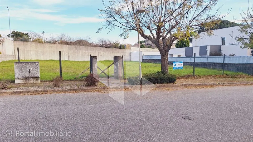 Lote de Terreno Venda em Tondela e Nandufe,Tondela