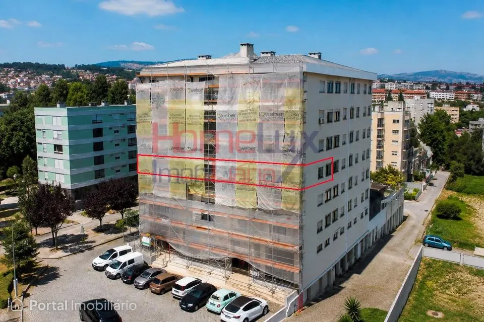Apartamento T4 em Pedrouços