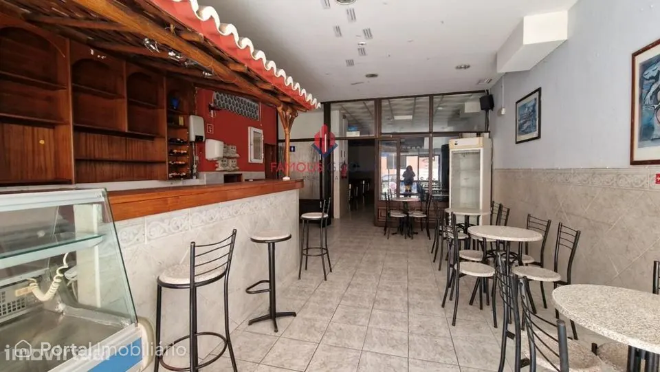 Café / Snack Bar