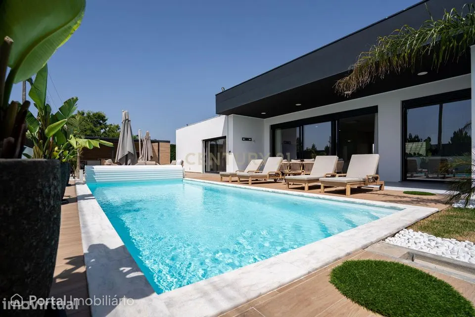 4-bedroom house for sale in Quinta do Anjo