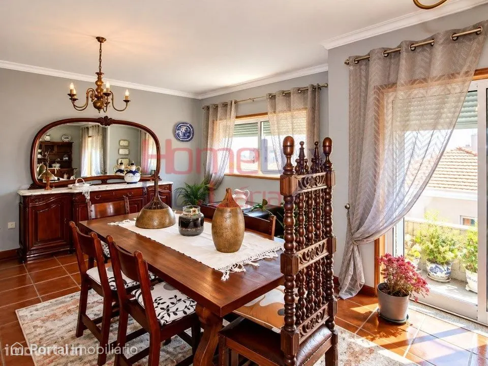 Apartamento T3 em Fânzeres
