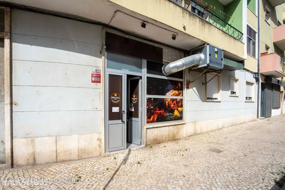 Oportunidade de Negócio - Trespasse de Churrasqueira / Take-Away e Del