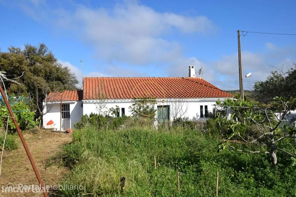 3-bedroom house for sale in Ameixial