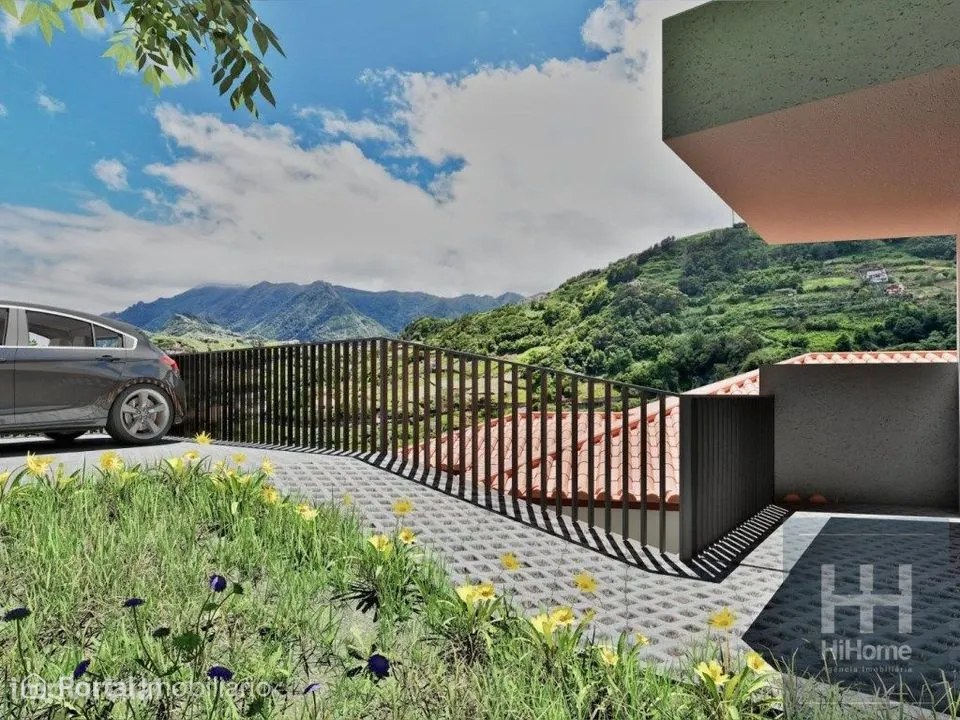 Terreno com projeto aprovado para moradia com dois apartamentos T2 ...