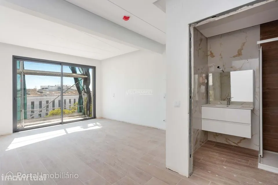 Charmoso Edifício Remodelado, Destinado a Alojamento com 30 Suites Mod