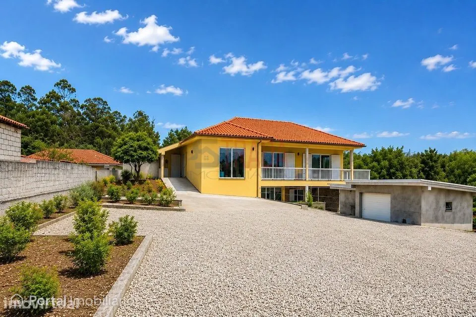 Moradia T4 Individual com 2.000 m² de Terreno – Parada de Gatim