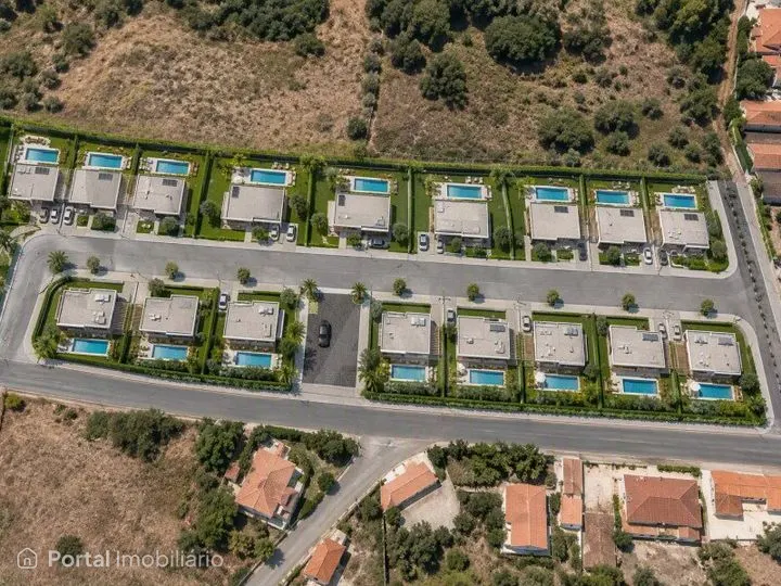 Terreno à venda em Óbidos
