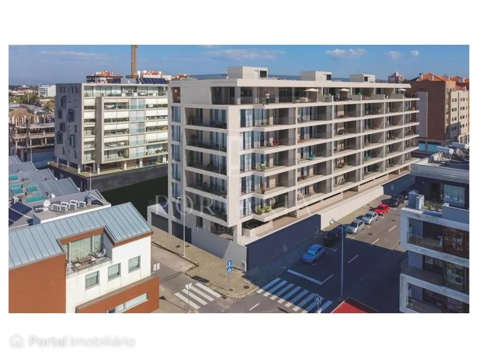 Apartamento T3 novo com vista para as salinas da Ria de Aveiro