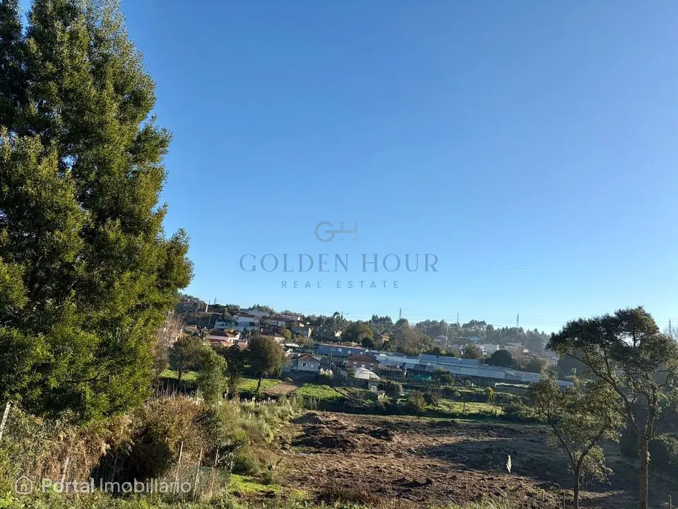 Land for sale in Vila Nova de Gaia
