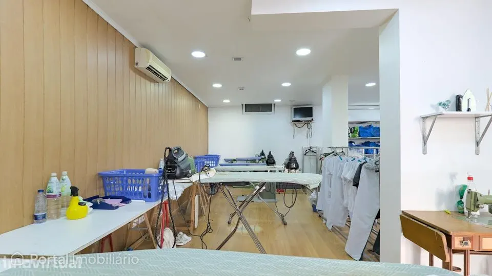 Trespasse de Negócio · Engomadoria e Serviço de Limpezas · Amadora