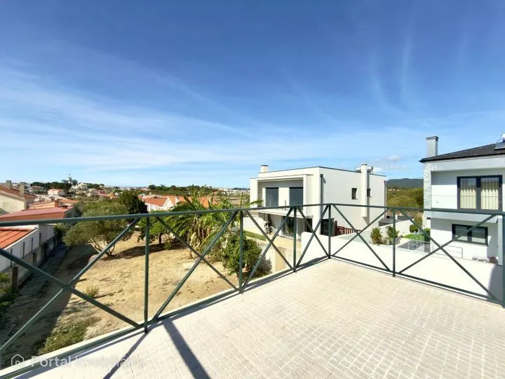 4-bedroom house for sale in Alcabideche