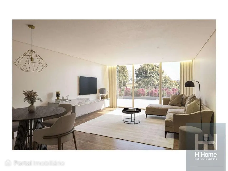 Apartamento T2 no Edificio Hinton, Santa Luzia - Funchal, Madeira