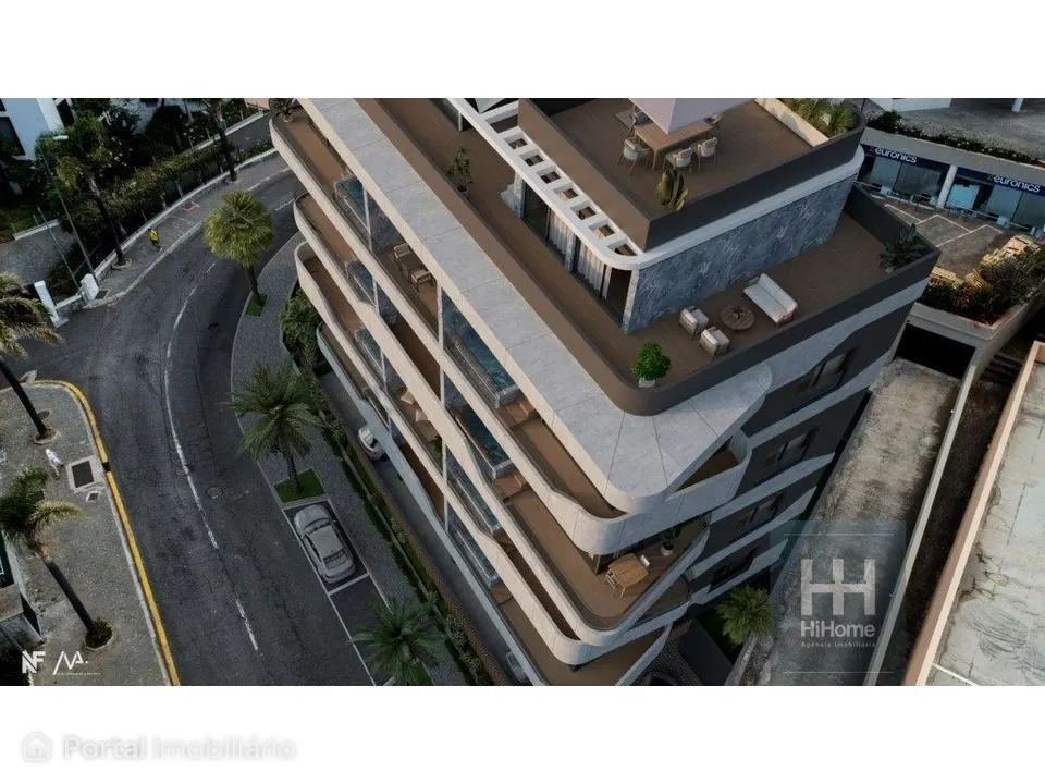 Apartamento T2 com Piscina no Empreendimento Monumental Premium