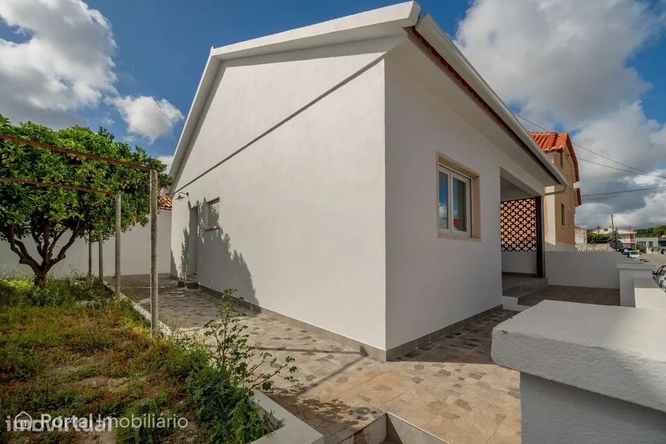 2-bedroom house for sale in Ponte do Rol