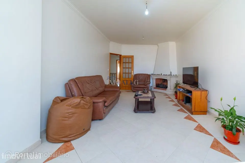 Apartamento T2 para venda no Bairro do Estacal Novo