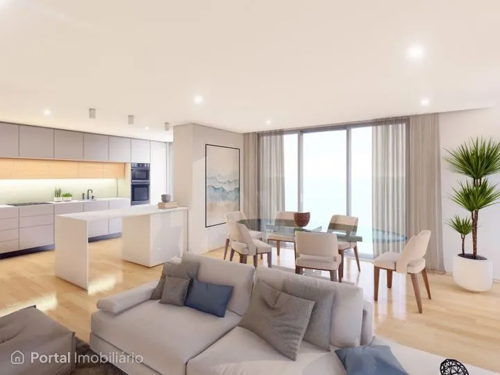4-bedroom apartment for sale in Atouguia da Baleia