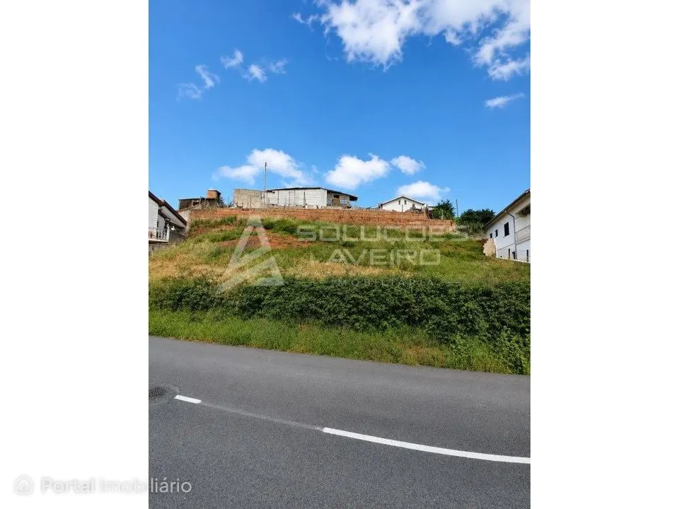 Terreno Rústico Urbanizável | 1.300 m² | Vista Deslumbrante sobre o...