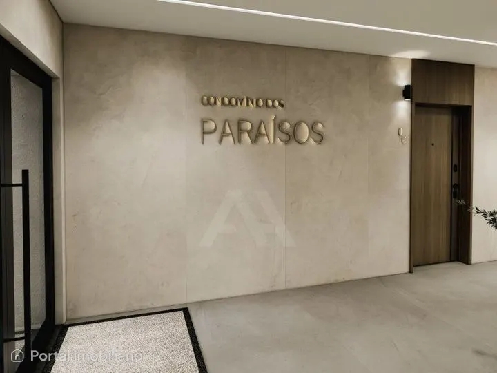 Apartamento T2 com garagem, varanda e piscina em Leiria