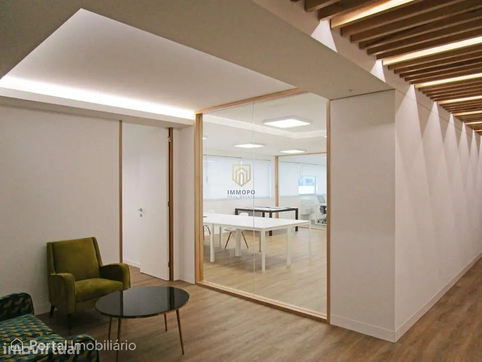 Escritório Venda em Ramalde,Porto
