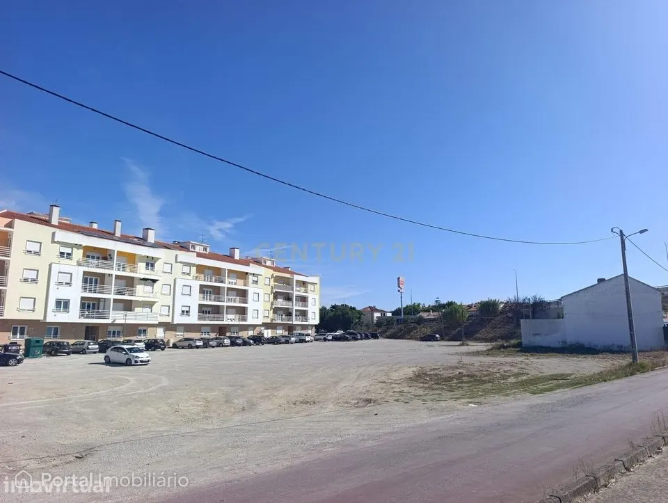Terreno de 5.300 m para Construção (Multiusos) – Pinhal Novo, Palmela