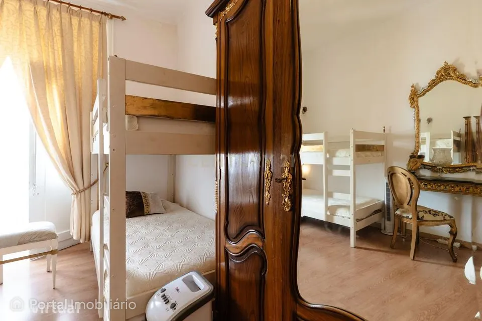T4 Duplex para Habitação ou AL, no centro de Beja