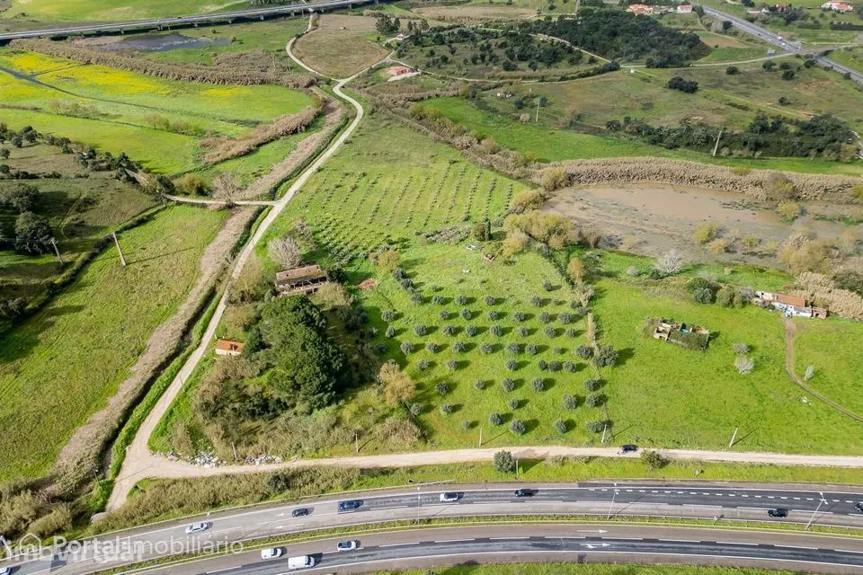 Terreno Urbano Venda em Santarém (Marvila), Santa Iria da Ribeira de