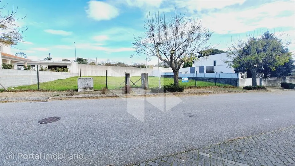 Lote de Terreno Venda em Tondela e Nandufe,Tondela