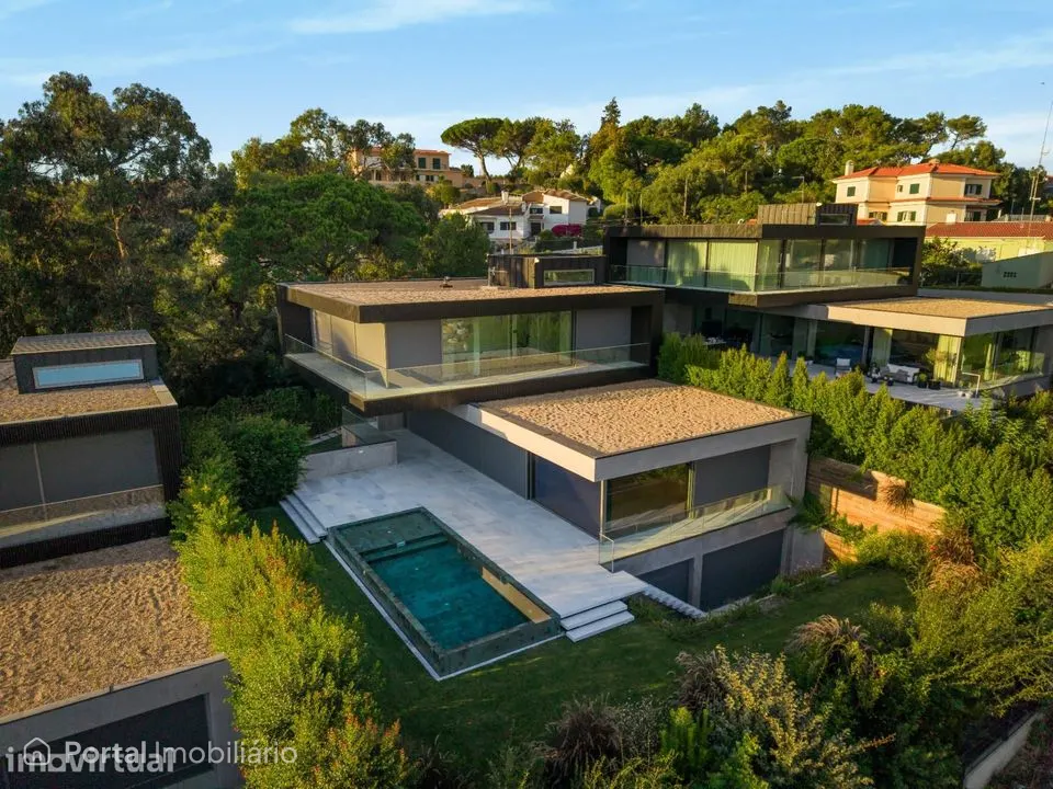 Moradia T5 Contemporânea com Piscina Privativa e Garagem |...