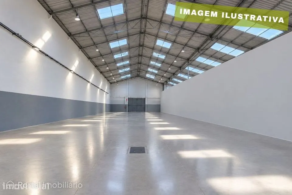 Warehouse for rent in Santa Maria, São Pedro e Matacães
