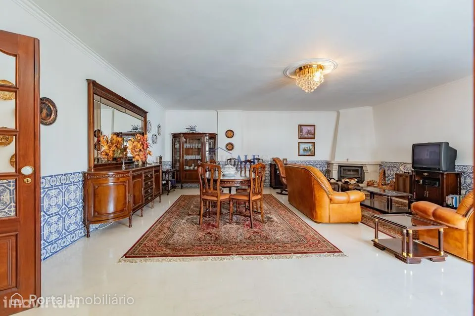 Apartamento T3 em Massamá, junto ao Shopping Center