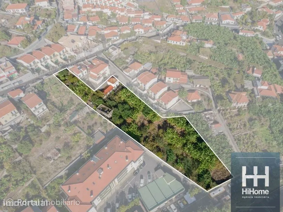 Terreno com 2.890 m2 em São Roque, Funchal