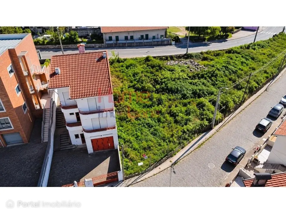 Terreno para construção em Baguim do Monte