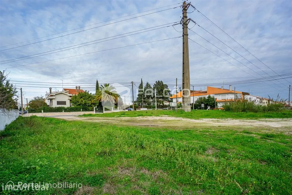 Lote de Terreno Venda em Santarém (Marvila), Santa Iria da Ribeira de