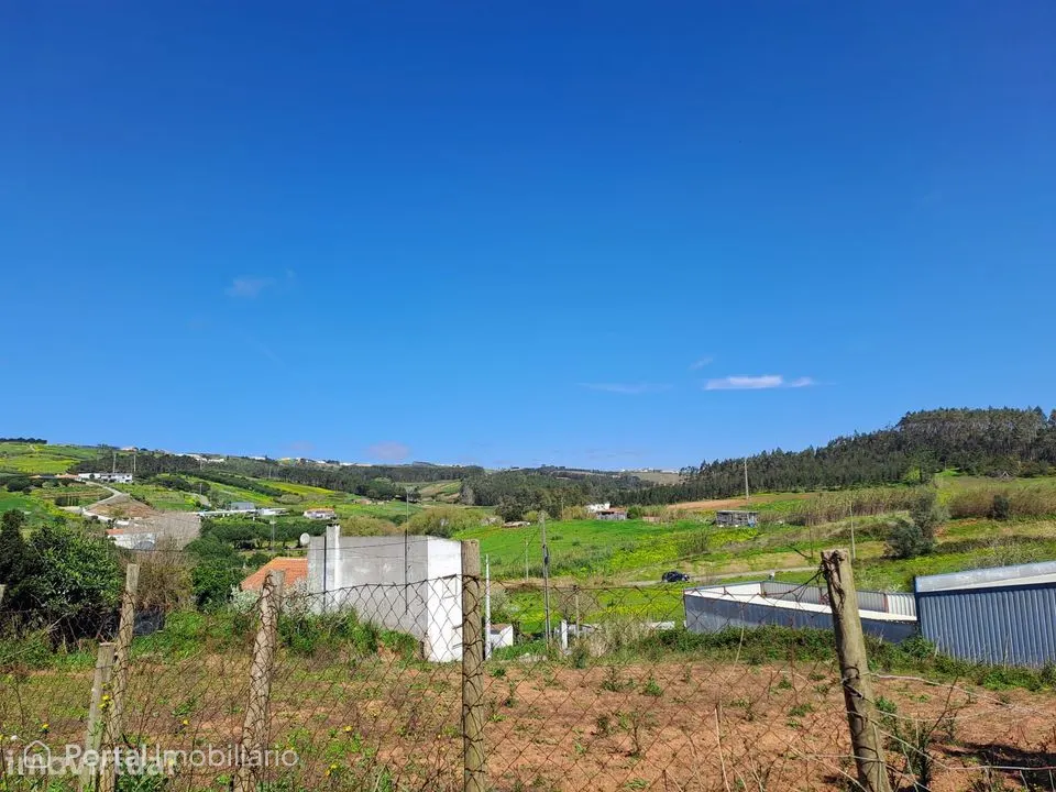 Terreno Agrícola com 8.440 m² no Vimeiro – Lourinhã
