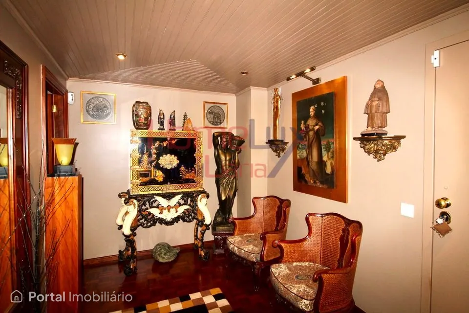 4-bedroom apartment for sale in Pedrouços