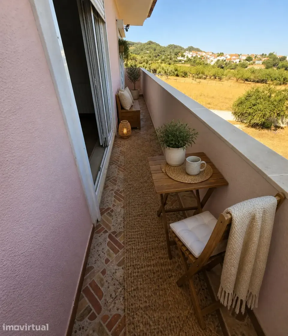 Arrenda-se — Moradia T4 remodelada perto Lisboa (Qta Anjo) -€1.990/mês