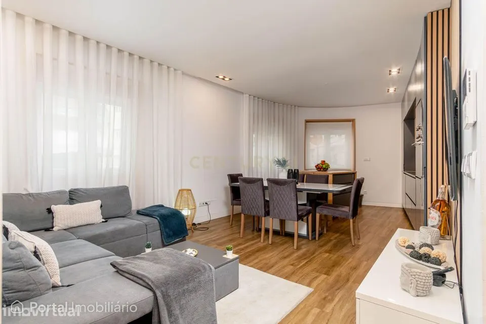 Magnifico apartamento T2 Renovado com Terraço na Pontinha
