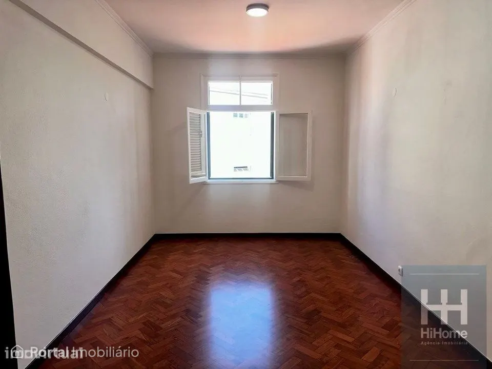 Apartamento T2 remodelado no Centro do Funchal